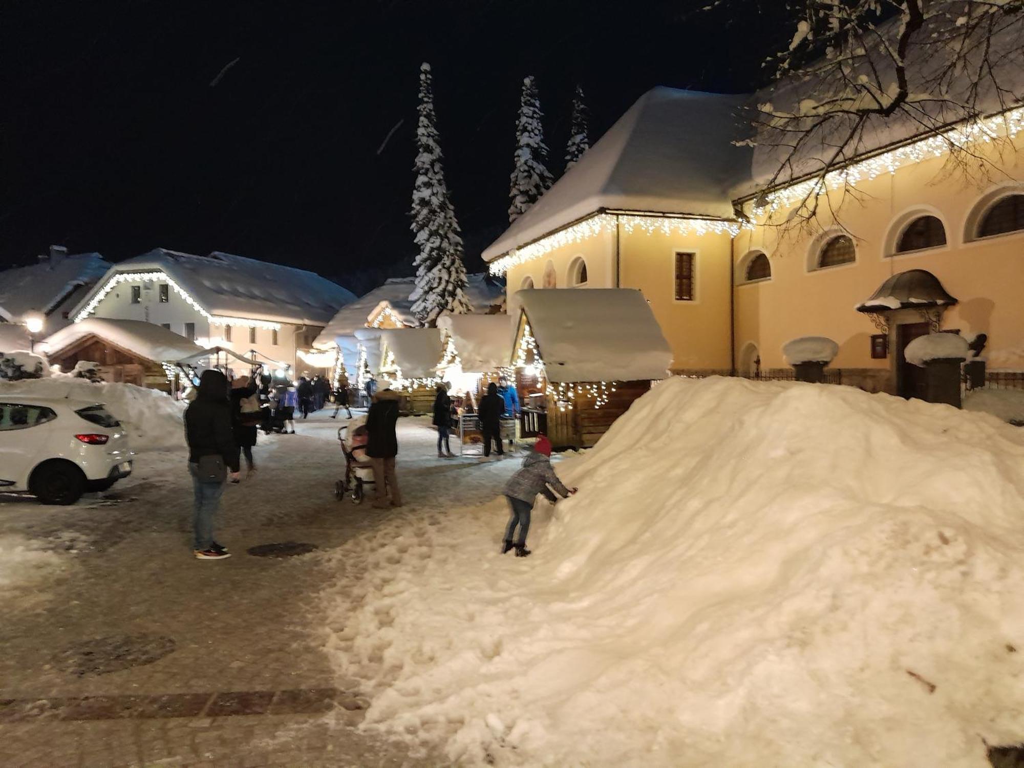 Les Chalet Kranjska Gora Exteriör bild